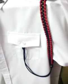 紅黃藍三色肩索圖片